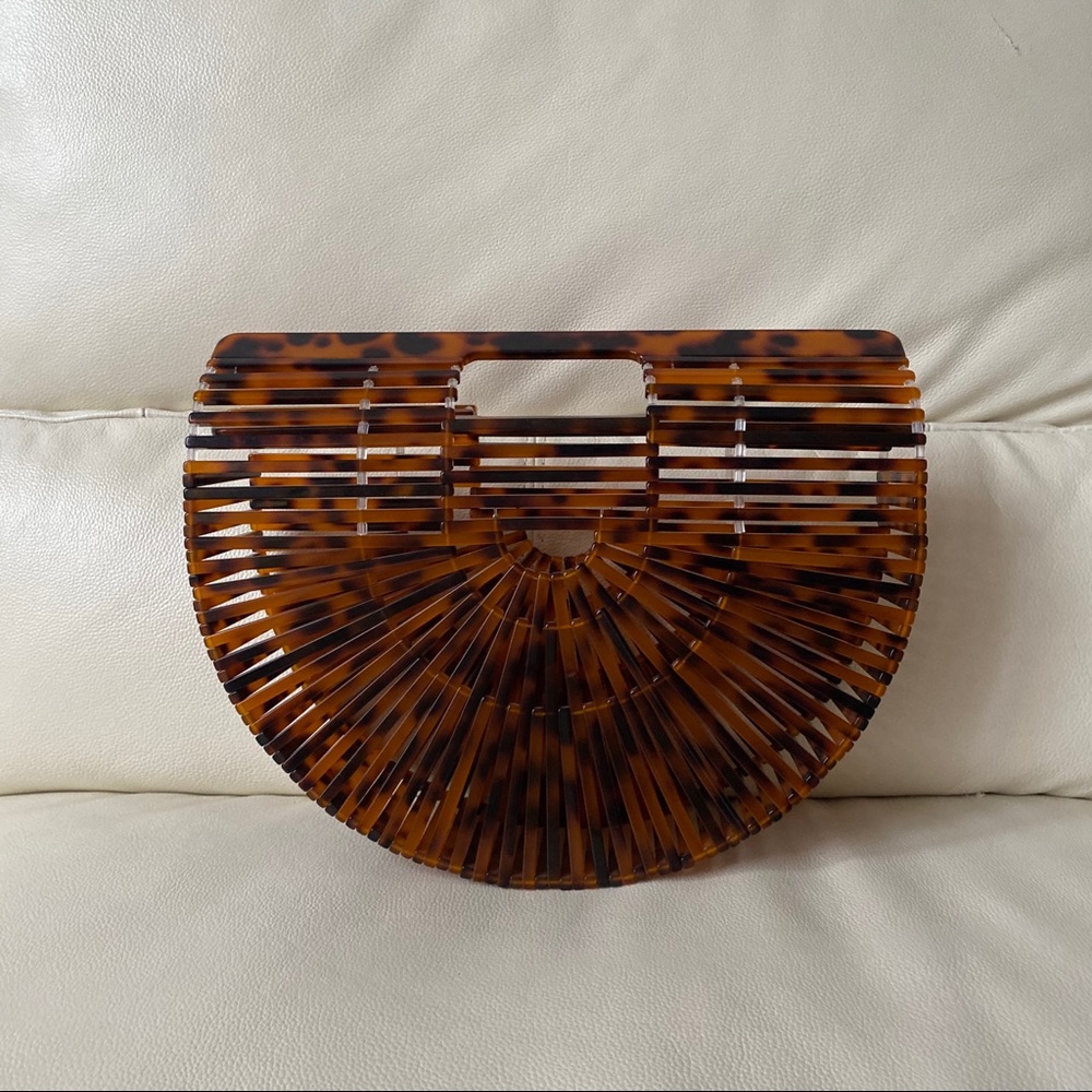 Cult Gaia dupe bag